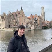 Estudiante de doble grado de mates e informática al que le gusta mucho lo que estudia