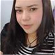 Profesor de apollo en tareas infantiles