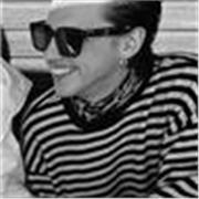 I give private lessons to all levels of drummers, with a hands on approach with the aim to inspire young musicians.