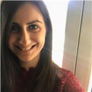 Laureata in Scienze Politiche impartisce lezioni per aiuto compiti scuole elementari e medie