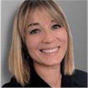 Passionnée par la langue française, et les langues en général (bilingue Français/Espagnol et bon niveau en anglais)