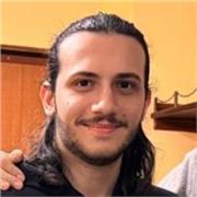 Studente in Ingegneria impartisce lezioni di matematica per studenti delle medie e superiori