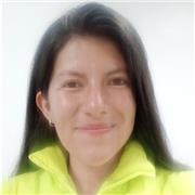 Profesora brinda tutorías para personas que quieran aprender a hablar español