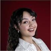 Profesora de inglés (modalidad híbrida) y Artes vivas (presencial)