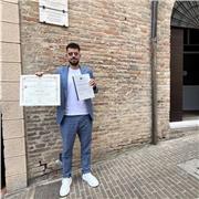Docente con pluriennale esperienza impartisce lezioni private sia in presenza che online di italiano,latino,storia e geografia