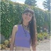 Persona hábil en el idioma aunque no tenga un título superior al B2, pero lo sigo practicando 