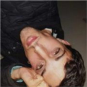 Profesor de dibujo, me formó en impartir mis propias artes y difundirlo de forma productiva y tratar de priorizar el arte propio.