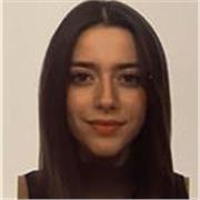 studentessa di relazioni internazionali con diploma esabac francese