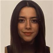 studentessa di relazioni internazionali con diploma esabac francese