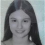 Mi chiamo Sofia, e ho 19 anni. Offro ripetizioni (online o in presenza) a studenti che vivono a Monza e nei dintorni