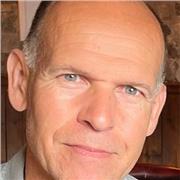 Curious, resourceful, resilient, energised, adaptable, determined and courageous. My lessons are directed at people in thriving.