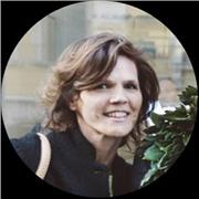 Laureata in Pedagogia,maestra elementare,offre aiuto compiti per bambini