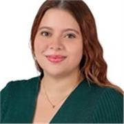 Profesora de apoyo en el área de inglés especializada en cada una de las habilidades