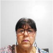 Profesora con experiencia en el trabajo con jóvenes de secundaria