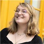 Cheffe de projet éditorial diplômée en Lettres et en Édition propose cours de français et aide à la rédaction