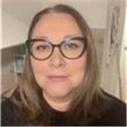 Ich bin qualifizierte Spanischlehrerin mit Diplom, Muttersprachlerin und biete Unterricht für alle Niveaus an