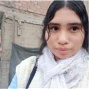 Profesora de Español, imparte clases de Historia y Comunicación