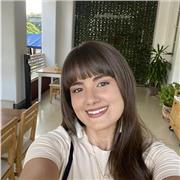 Profesora de francés nivel Dalf C1 con experiencia en niños y adolescentes