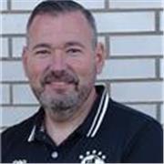 Docente comprometido, cercano y orientado a la práctica, con capacidad para adaptar la enseñanza a las necesidades de cada alumno.