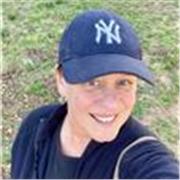 Soy hablante nativa de español y cuento con el Certificado de Profesionalidad de Formación para la Docencia 