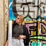 Insegno inglese e spagnolo online per ragazzi e adulti! Laurea in lingue e in traduzione, certificato IELTS ed esperienza accademica di due anni in Spagna.
