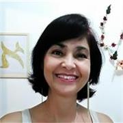Sou doutora em Educação, Arquiteta e Urbanista e tenho total domínio da língua espanhola