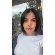 Estudiante de Grado Superior en Marketing y Publicidad y graduada en Bachillerato Sociales