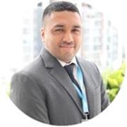 Profesor de cursos universitarios referidos a Economía, Finanzas y Contabilidad