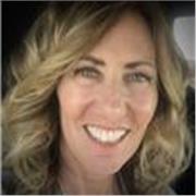 Energetic and enthusiastic teacher for English Learning students