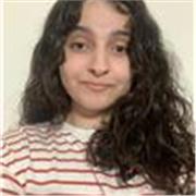Profesora de inglés con certificado de B2 y cursando el C1. Estudio el grado en magisterio de primaria ya que me gustan los niños.