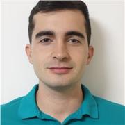 Estudiante de un grado en ADE con certificado de ingles B2 que prueba un conocimiento en profundidad del idioma.