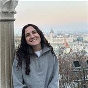 Profesora de inglés apta para todas las edades y niveles