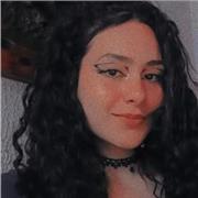 No soy profesora, pero tengo mucha paciencia y conocimiento en el lenguaje. Transmito mi conocimiento fácilmente a niños chicos