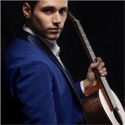 Insegnante di Chitarra per lezioni online e in presenza