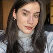 Estudiante, proporcionó clases particularizadas de inglés y biología para cualquier tipo de nivel del alumno