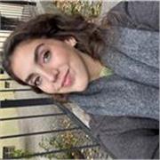 Estudiante titulada en C1 de Cambridge, con experiencia viviendo y aprendiendo idiomas en el extranjero (Irlanda y polonia)