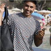 Mi nombre es Anes, soy operador de cámara y editor de videos, soy una persona muy organizada, y es un punto muy importante a la hora de editar