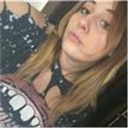 Studentessa di Giursprudenza che ha studiato in una scuola americana offre lezioni d’inglese fino alla quinta superiore. Grammatica e pronuncia
