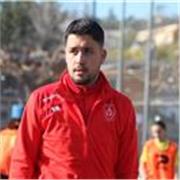 Estudiante de Pedagogía, Entrenador título de futbol, estudiante de Bachillerato Humanístico con media alta en esta rama.