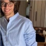 Laureando in storia impartisce lezioni di storia per qualsiasi livello scolastico