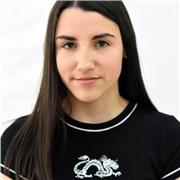 Soy estudiante de un grado de quimica, imparto clases tanto presencial como online