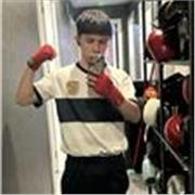 Boxeador amateur con dos años de experiencia practicando boxeo 
Buena persona , amable y divertido