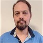 Profesor de Primaria, tengo una paciencia infinita con los niños