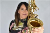 Profesora de saxofón con 8 años de experiencia dando clases a gente de todas las edades y gustos musicales