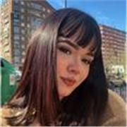 Profesora de Español imparte clases didácticas y divertidas
