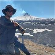 Geólogo con experiencia en simulaciones numéricas y ciencias ambientales