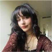 Profesora de lengua castellana y literatura. Apta para todas las edades desde primaria, ESO y Bachillerato