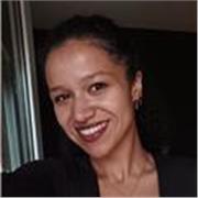 Lingüísta y profesora de español e inglés con experiencia internacional.