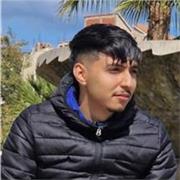 Je voulais enseigner les mathématiques Tant que j'ai une licence en mathématiques appliquées dans mon pays d'origine l'Algérie