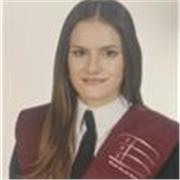Soy una estudiante universitaria que le gusta trabajar con niños. Soy atenta, responsable, cariñosa y comprometida. 